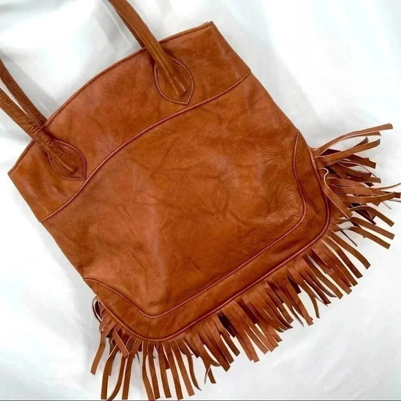 East West Tan Leather Boho Fringe Shoulder Bag Purse Snap Closure Vintage - Picture 3 of 16
